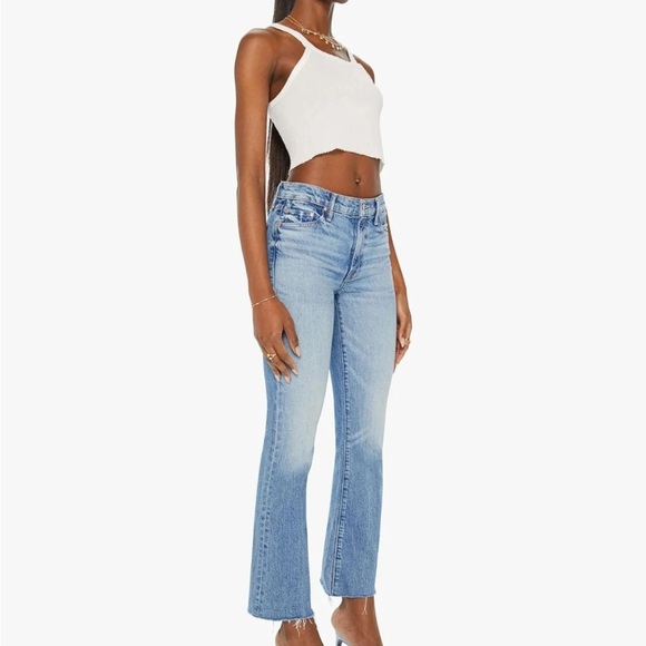NWT MOTHER THE OUTSIDER FLOOD FRAY DENIM JEANS- ARE WE THERE YET LIGHT BLUE 28 - Picture 2 of 10